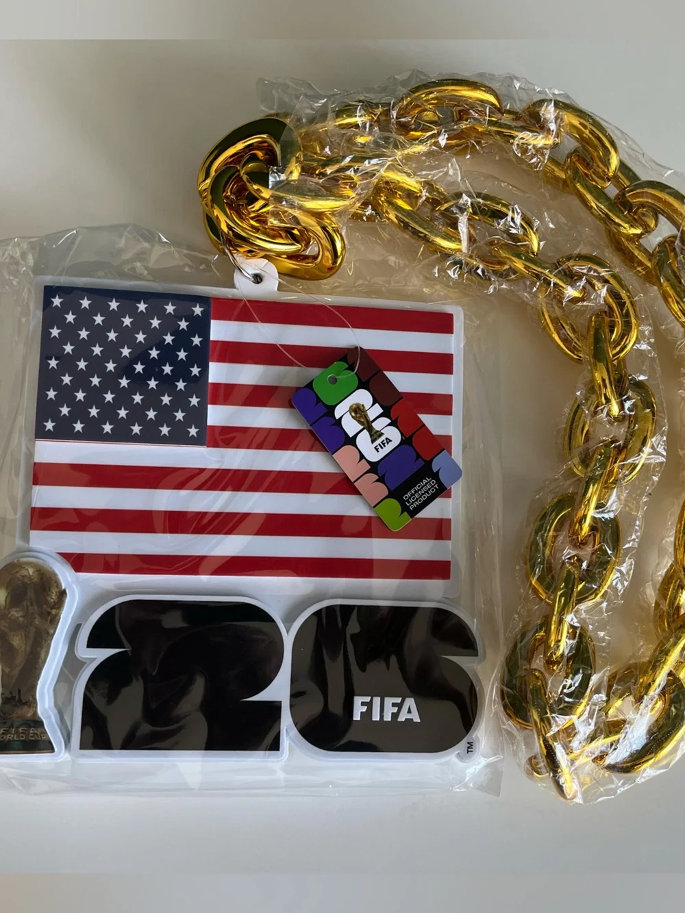 FIFA World Cup 2026 USA Foam Flag Chain Trophyman Necklace NWT Soccer Football